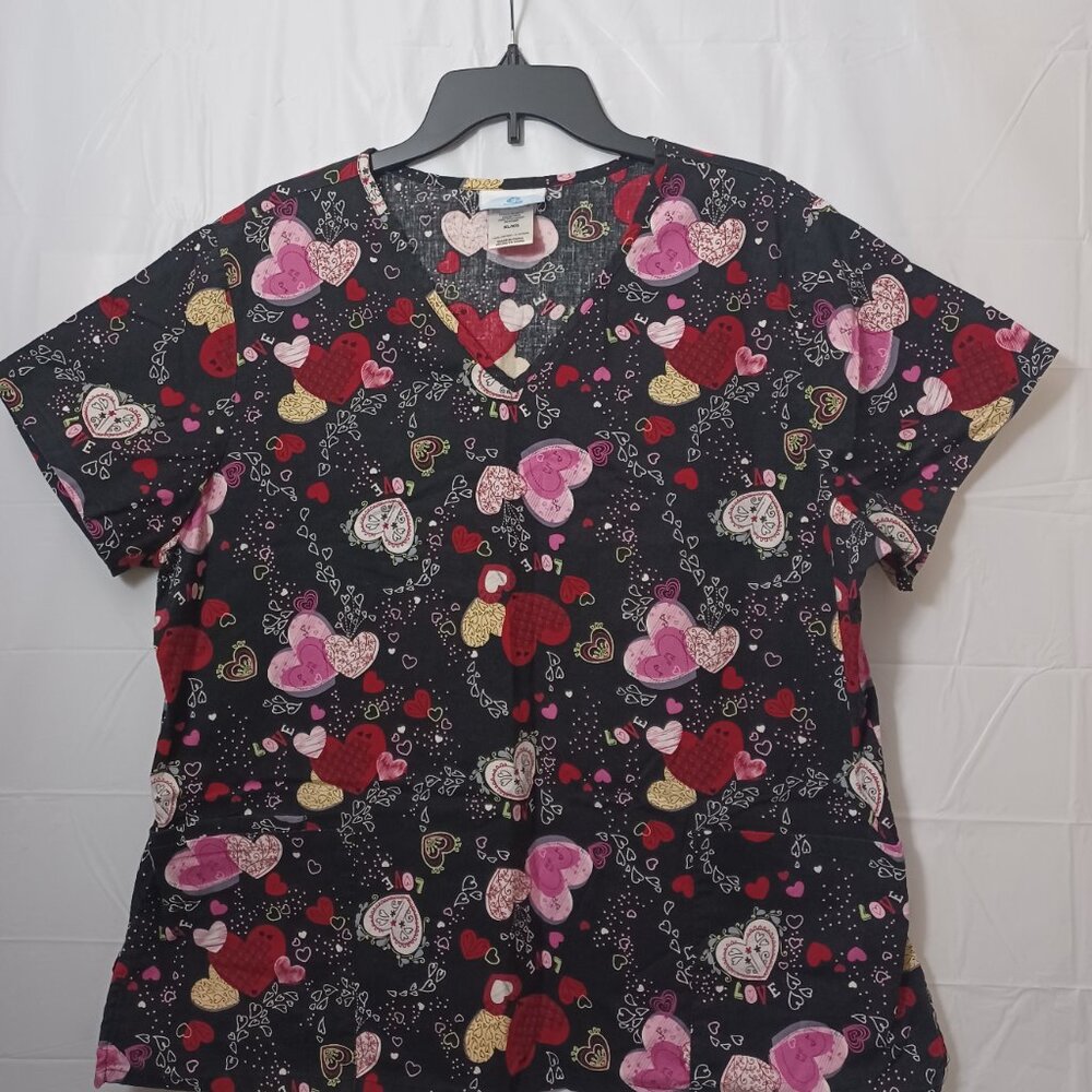 SB SCRUBS V-NECK LOVE HEART PRINT SCRUB TOP 100% COTTON